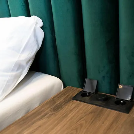Luxurio- With Private Bathrooms Privat bolig *