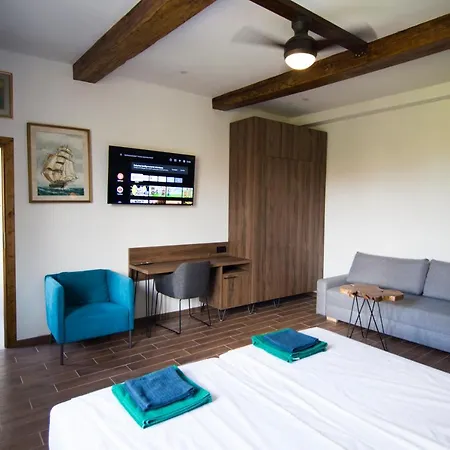 Luxurio- With Private Bathrooms Privat bolig *