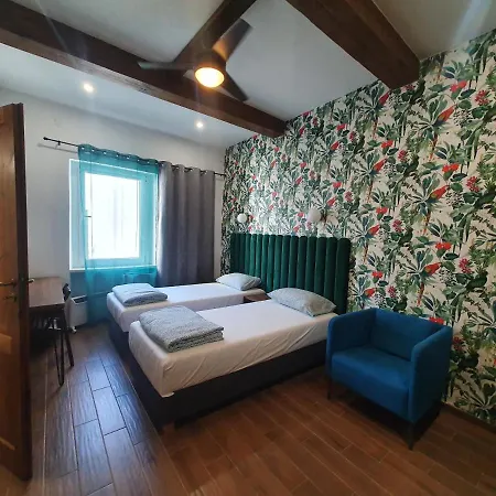 Luxurio- With Private Bathrooms * Livorno